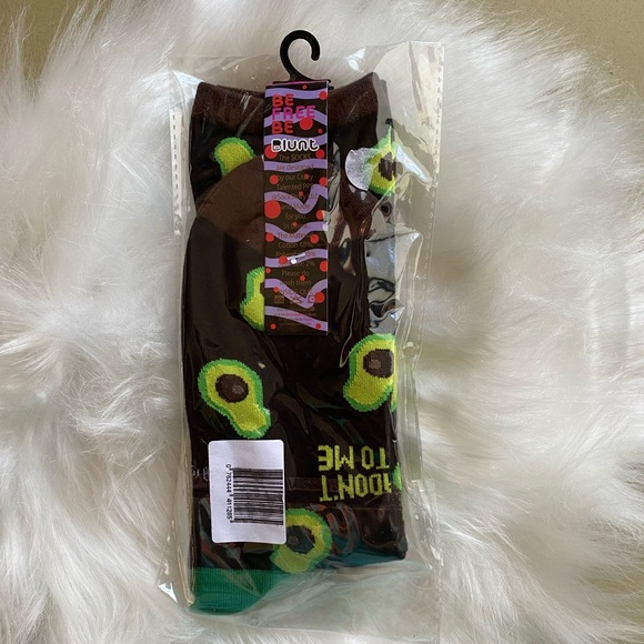 New avocadon’t talk to me fun novelty crew socks unisex - Picture 2 of 3